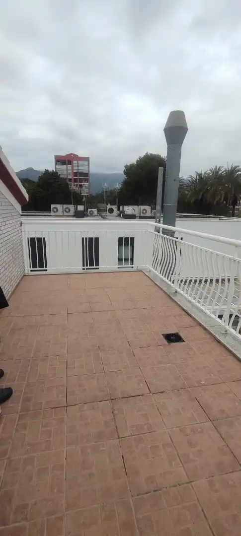 Terraza de Casa adosada de alquiler en Benicasim / Benicàssim con Aire acondicionado, Calefacción y Jardín privado