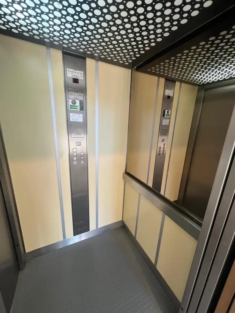 Parking of Flat for sale in Elche / Elx  with Air Conditioner and Heating