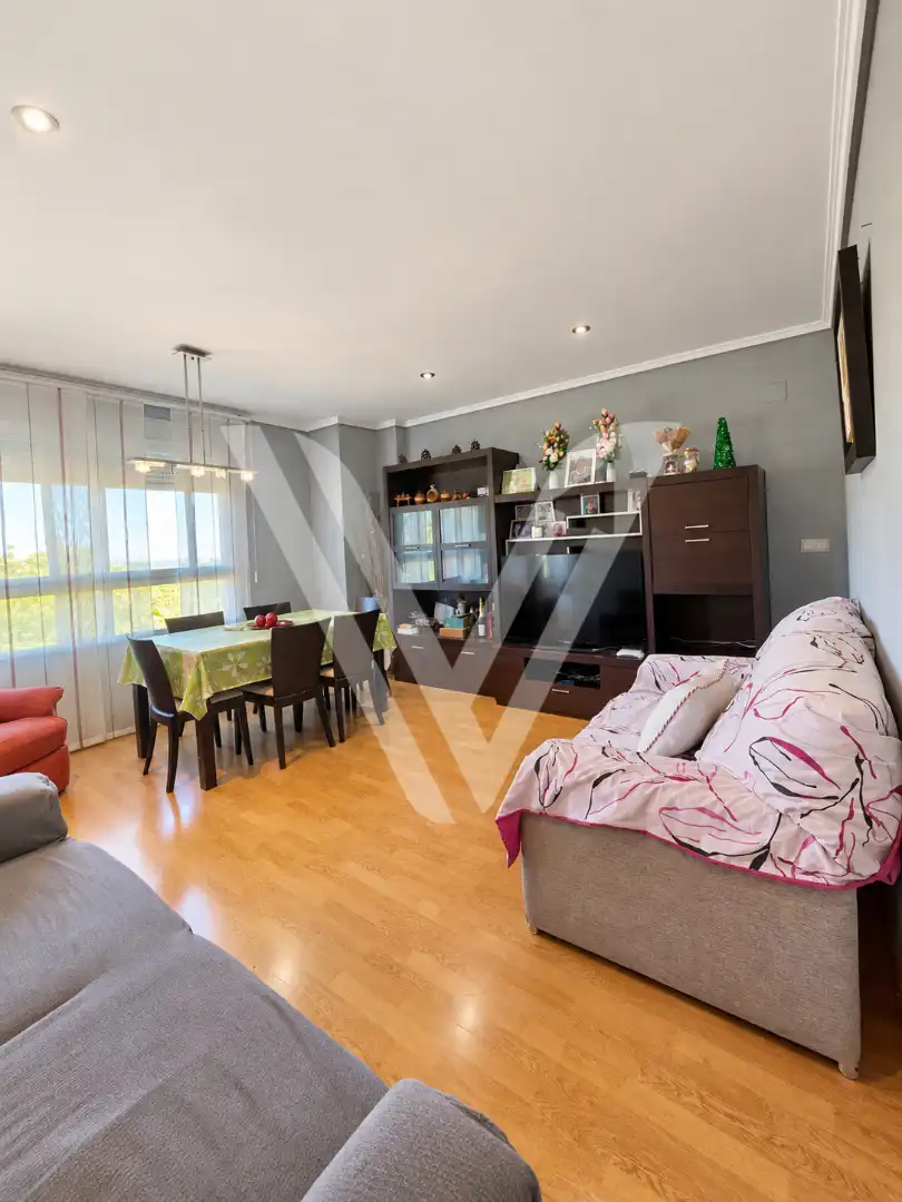 Piso con terraza en venta en Avinguda de Montiber, imagen 3