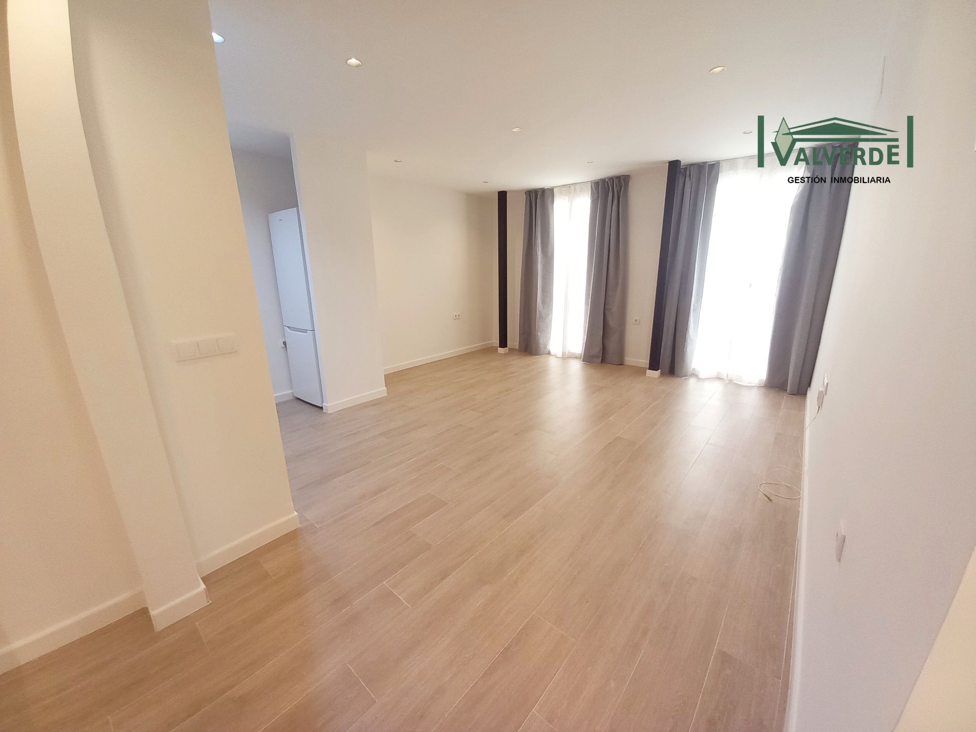 Sala d'estar de Pis de lloguer en  Granada Capital amb Aire condicionat, Calefacció i Traster