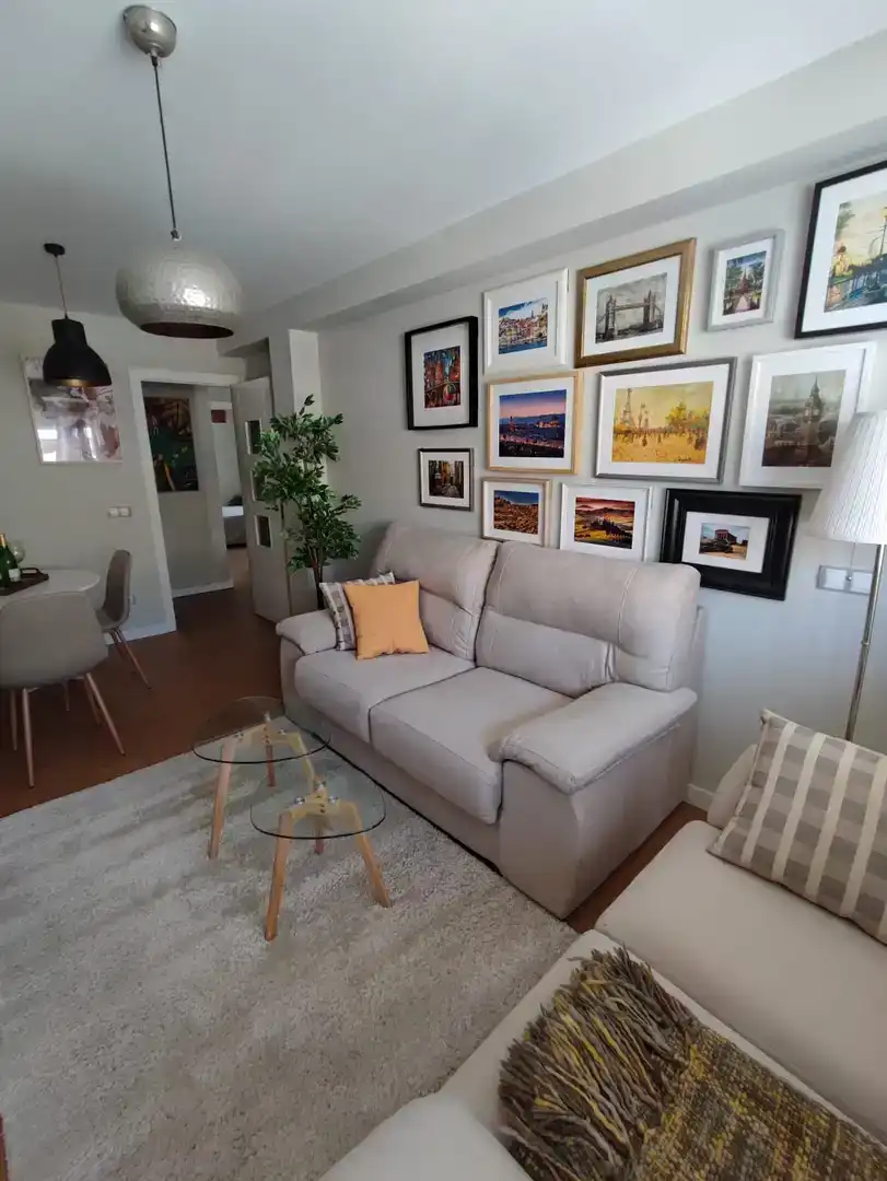 Living room of Flat for rent in  Sevilla Capital  with Air Conditioner and Terrace