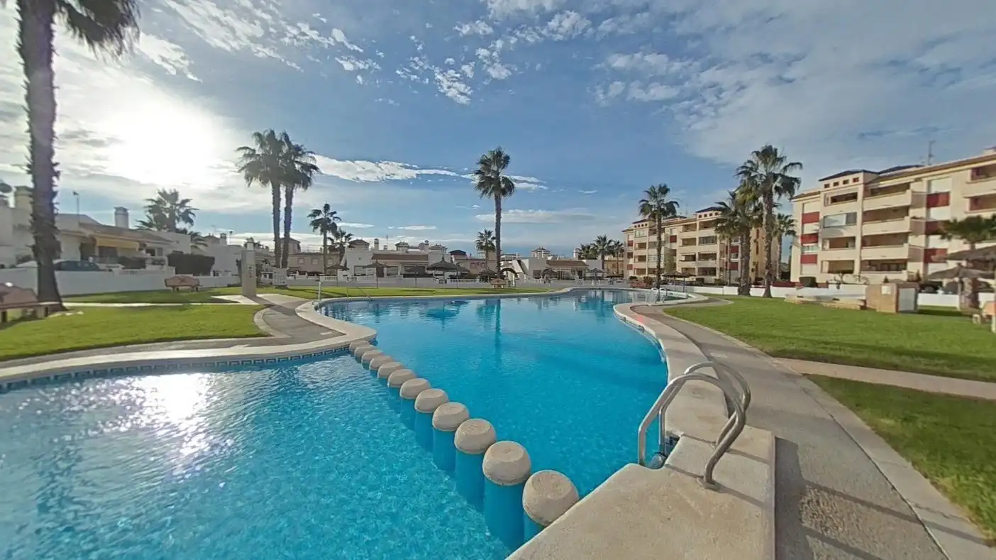 Piscina de Ático en venta en Orihuela con Piscina