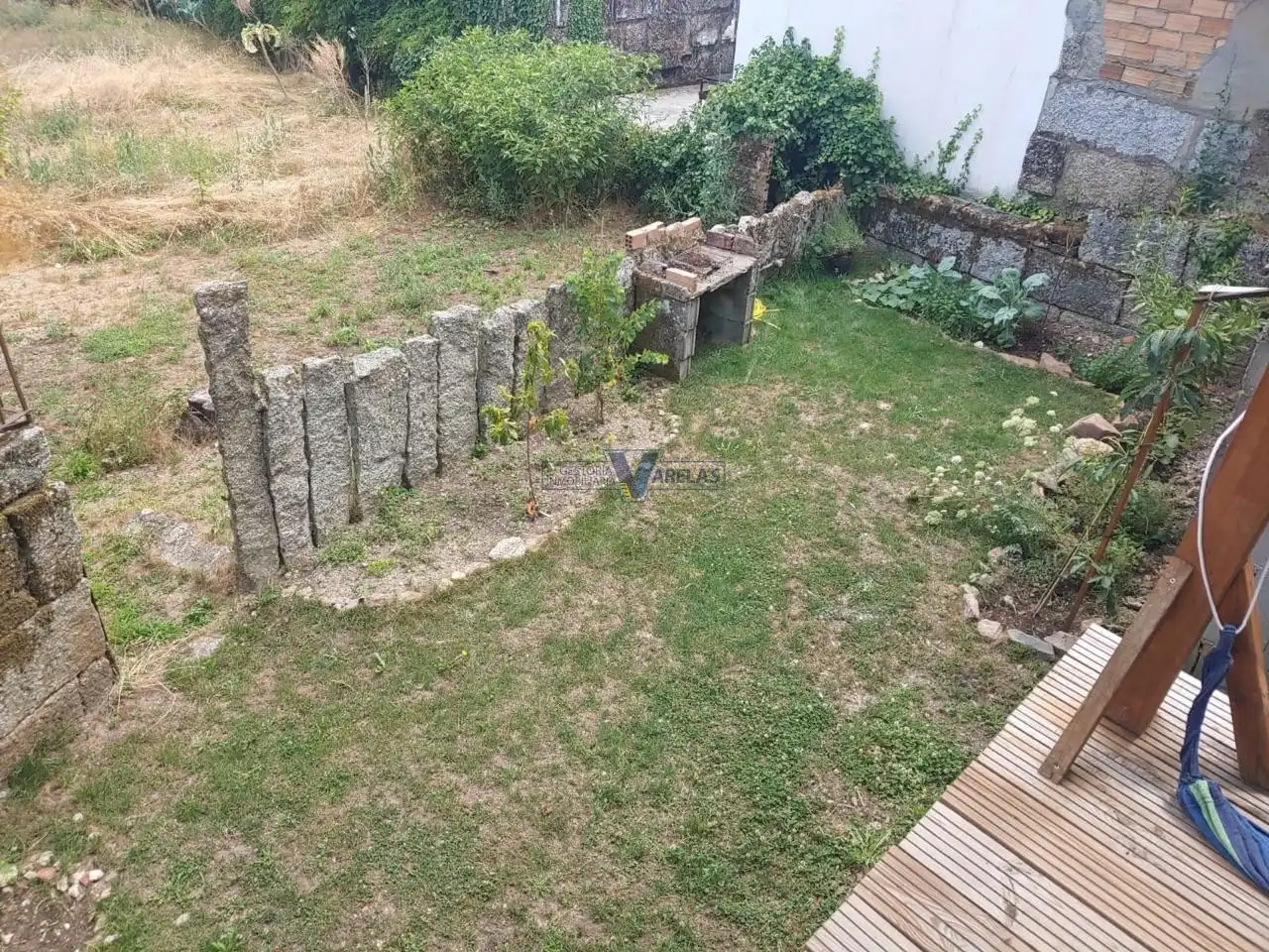 Haus oder Chalet zum Verkauf in Cenlle mit Privatgarten