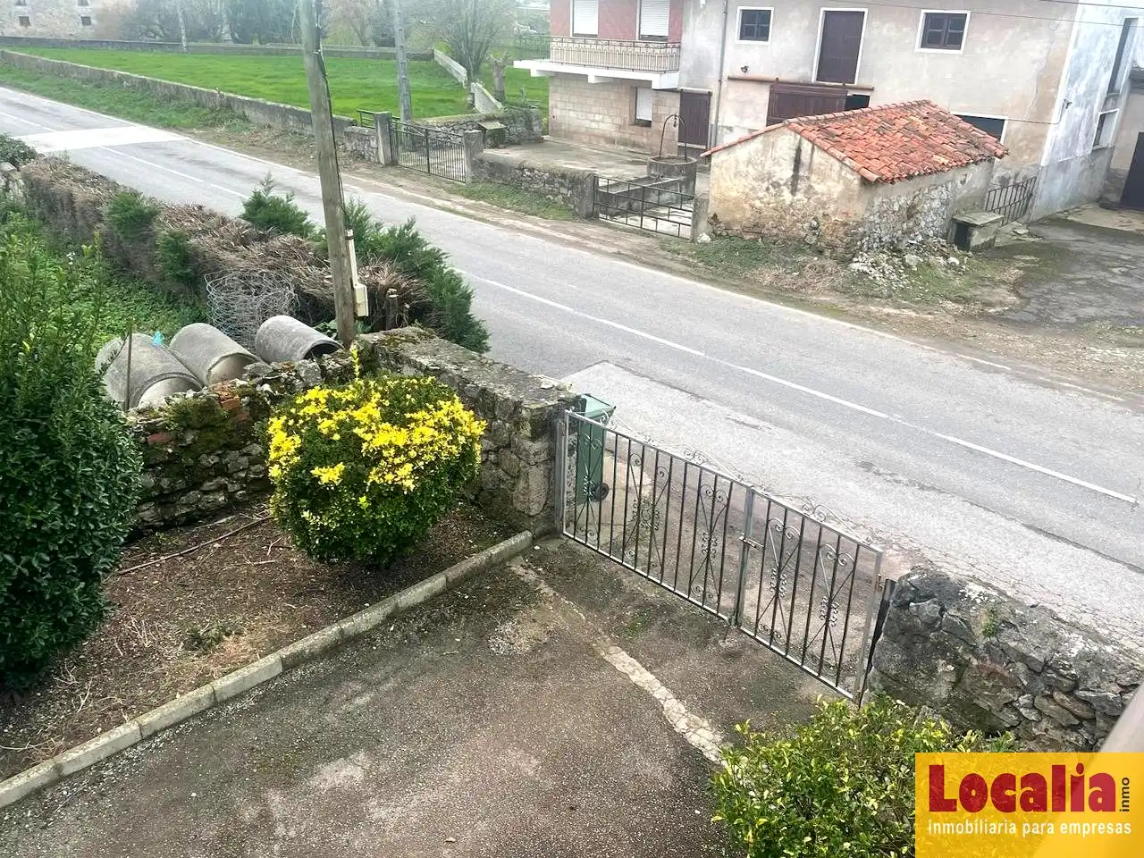 Exterior view of Houses for sale in Torrelavega   with Private garden and Storage room