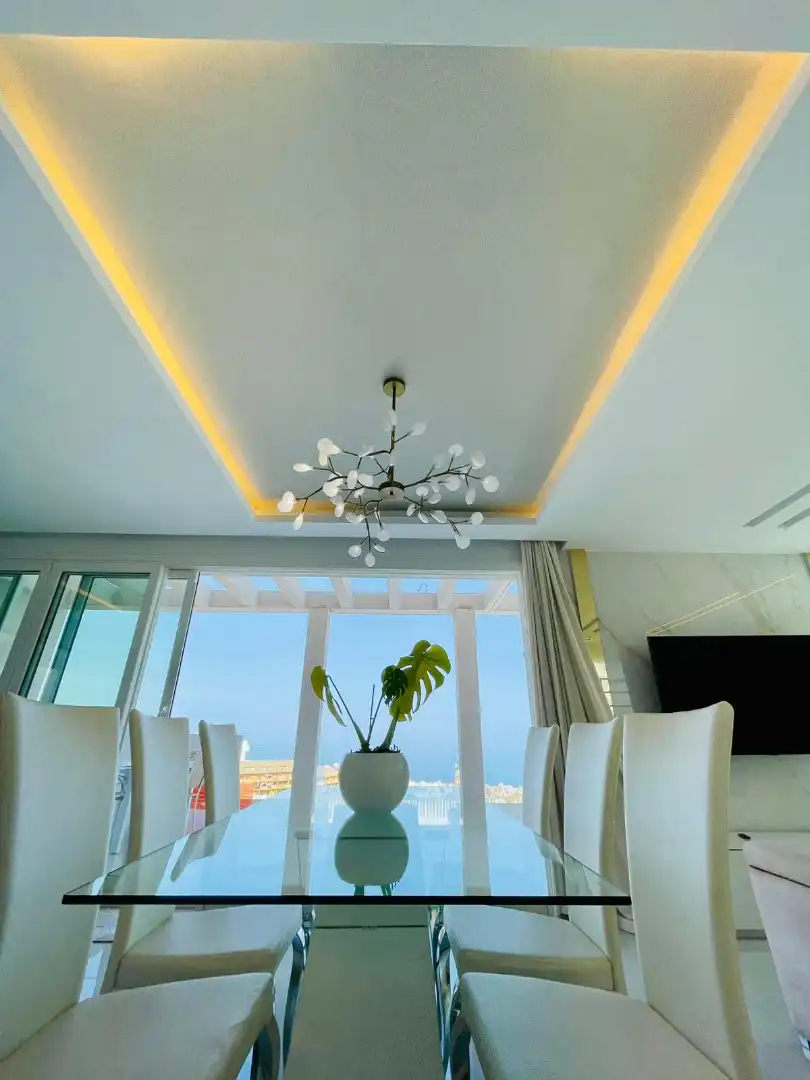Comedor de Casa o chalet en venta en Benalmádena con Aire acondicionado, Jardín privado y Terraza