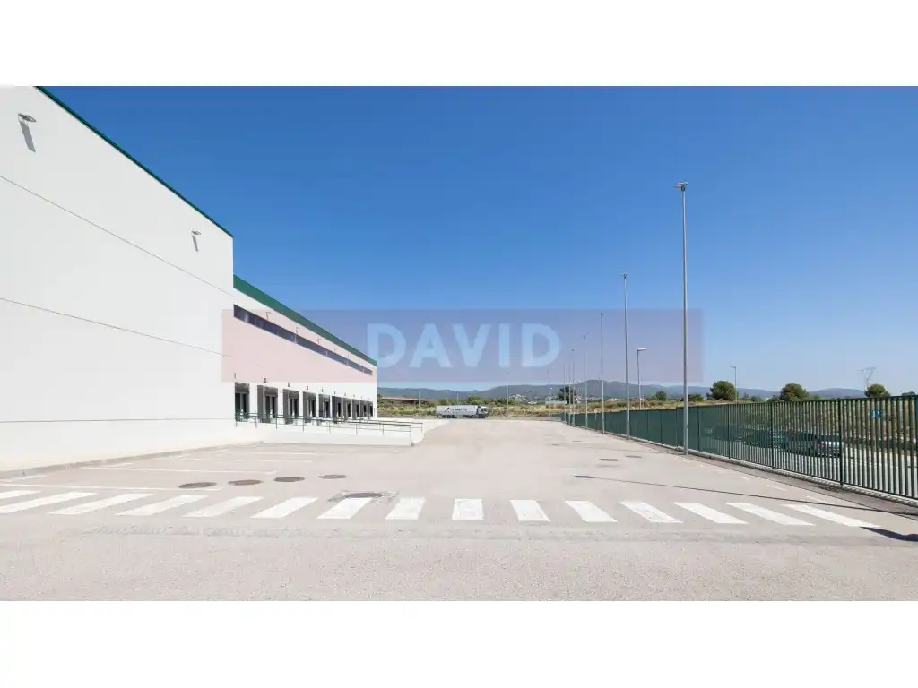 Nave industrielle à louer à Calle Planes Les