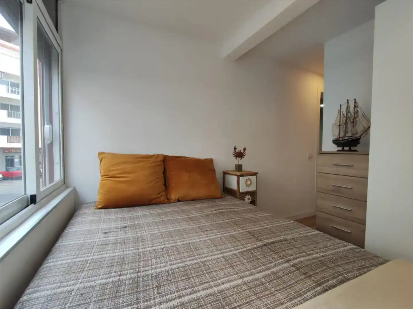 Bedroom of Flat for rent in Arona  with Furnished
