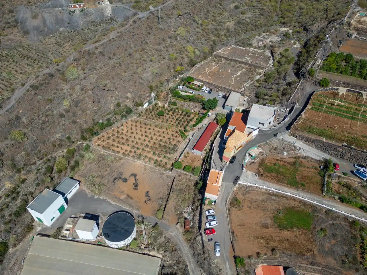 Vista exterior de Finca rústica en venda en Santiago del Teide amb Jardí privat i Terrassa