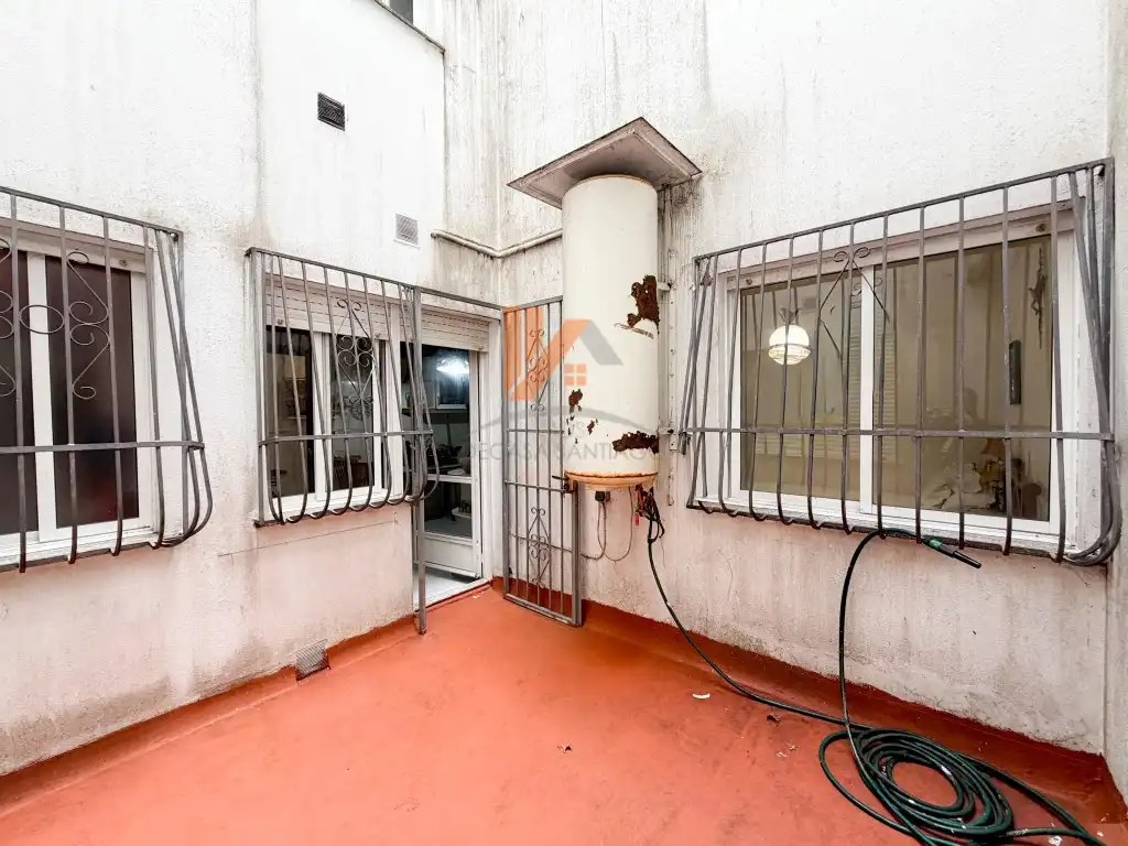 Terrassa de Pis en venda en Noia, A Coruña