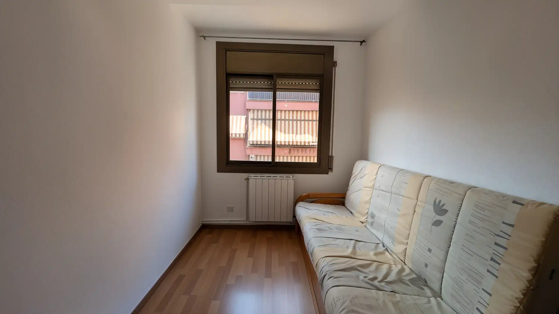 Piso con terraza en venta en Carrer de Flix, imagen 7