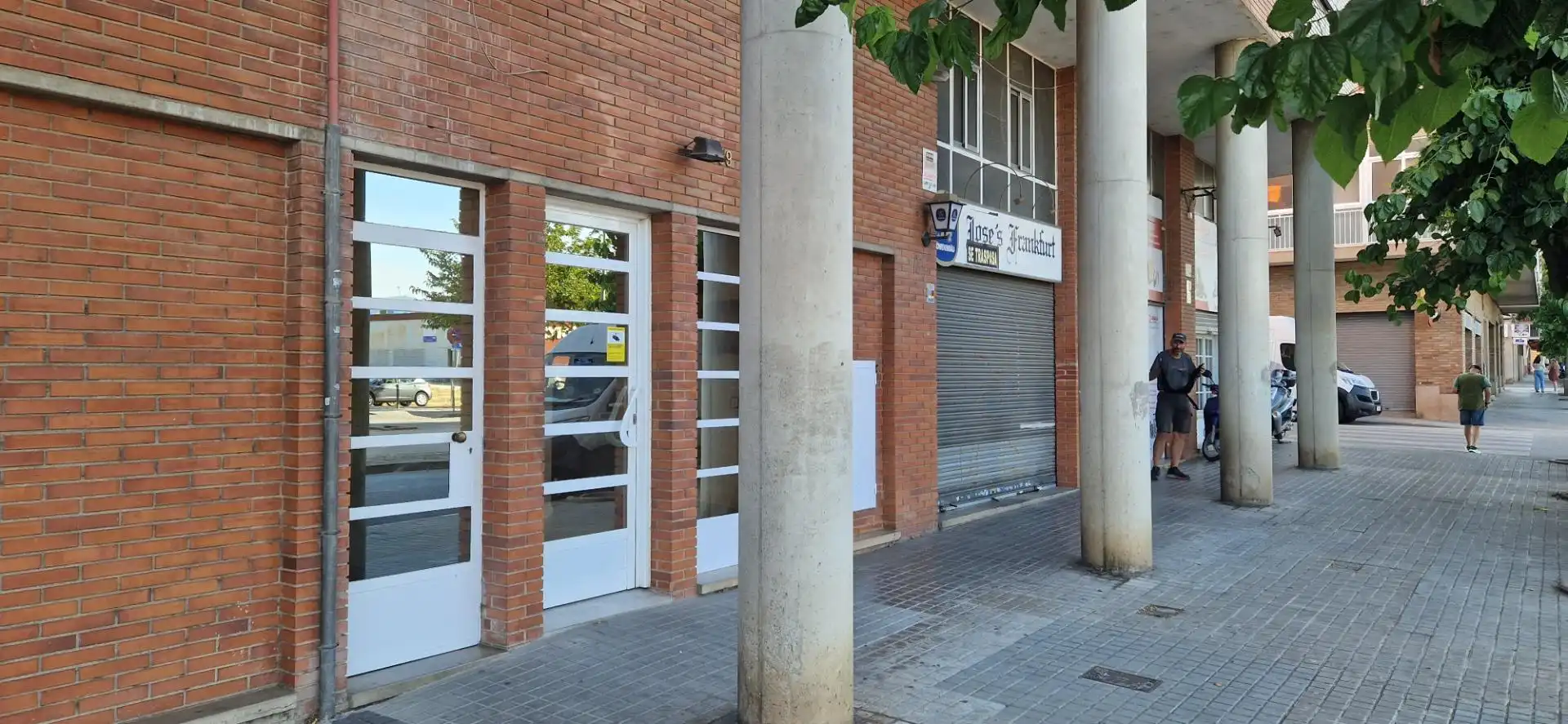 Vista exterior de Garatge de lloguer en Sabadell