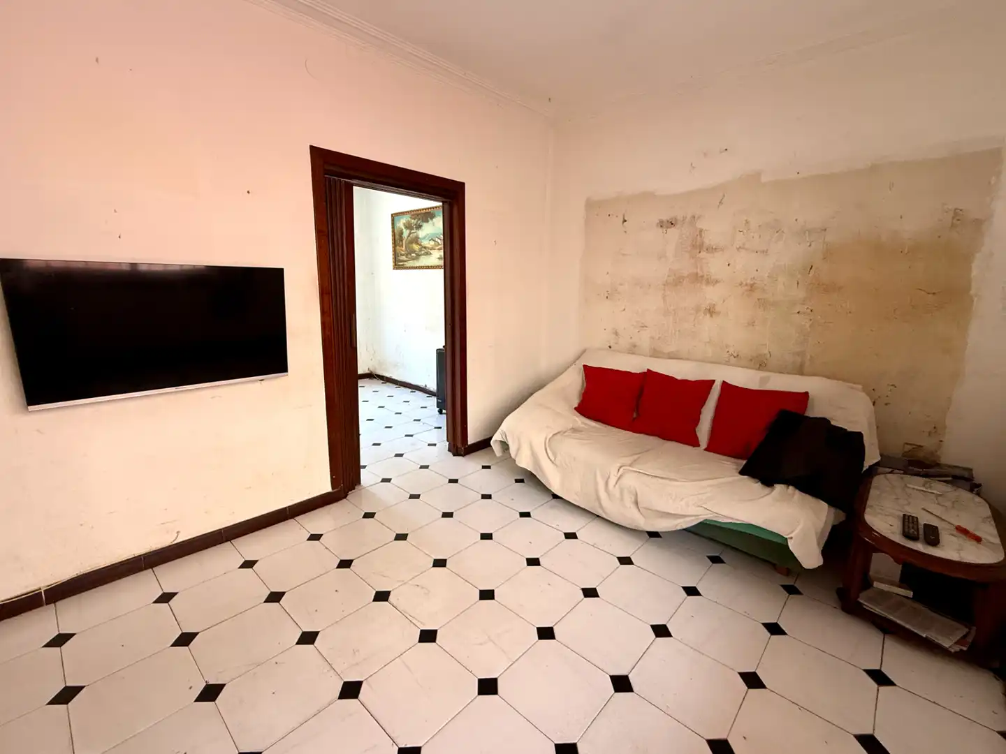 Sala de estar de Casa adosada en venta en Barcelona con Calefacción, Terraza y Balcón