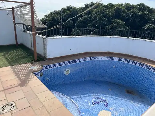 Piscina de Casa o xalet en venda en Arcos de la Frontera