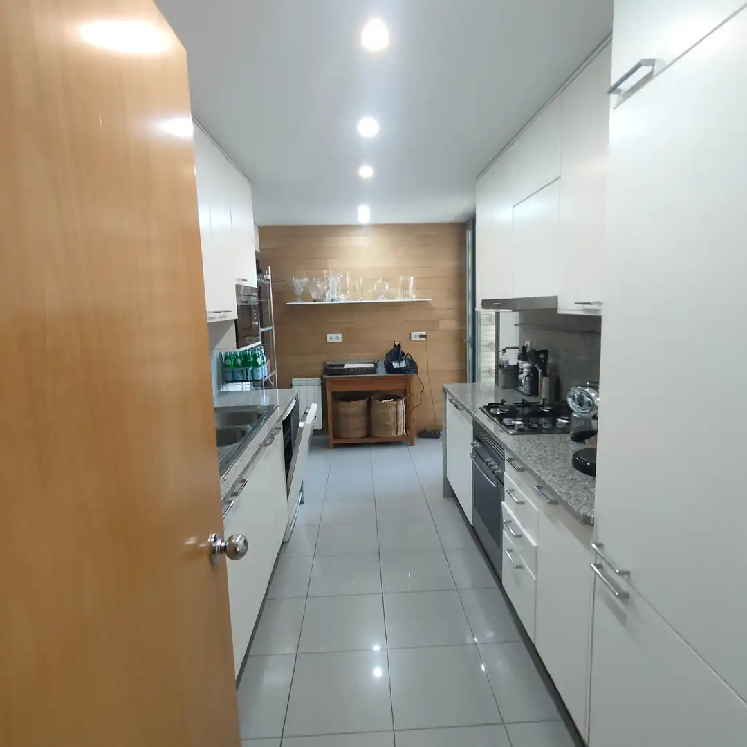 Küche von Wohnung zur Miete in Sant Cugat del Vallès mit Klimaanlage, Parkett und Terrasse