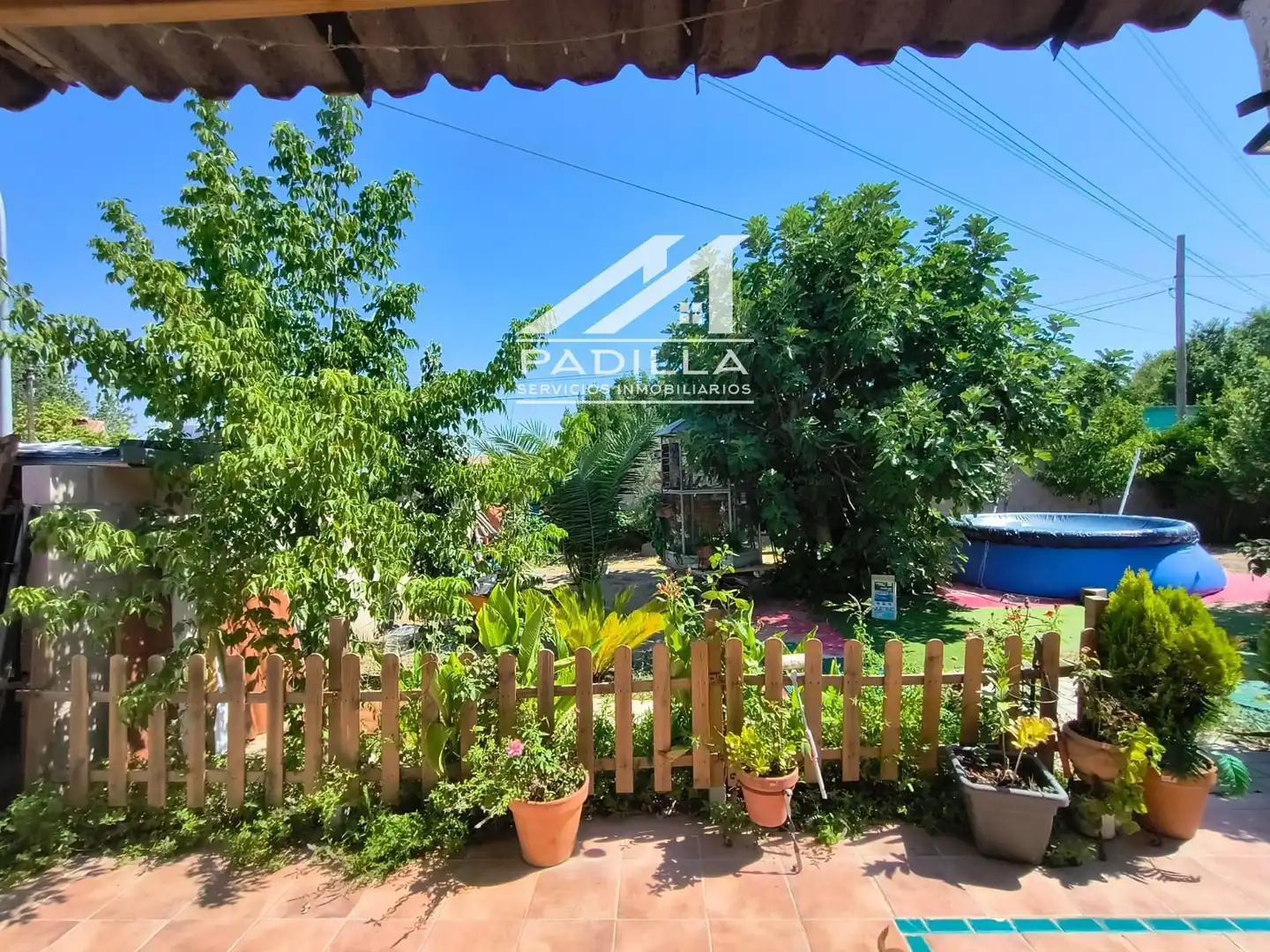 Garden of Houses for sale in Otero  with Air Conditioner and Heating