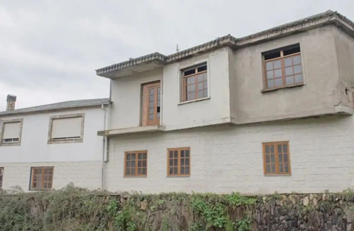 Exterior view of Houses for sale in A Rúa 