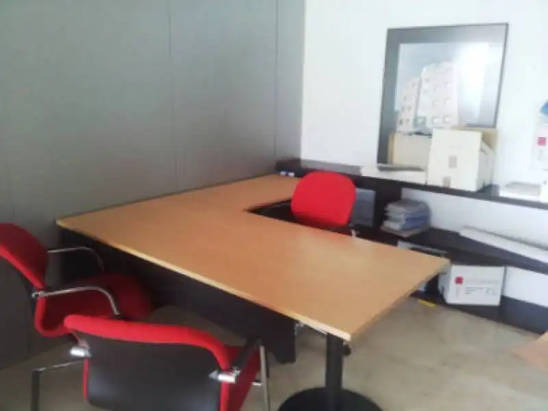 Büro zur Miete in  Pamplona / Iruña mit Klimaanlage und Heizung