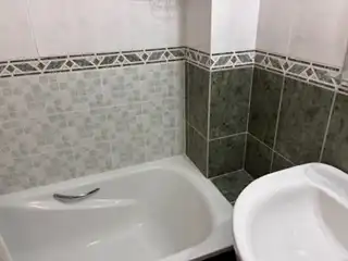 Baño de Piso en venta en Zaragoza con Calefacción, Terraza y Trastero