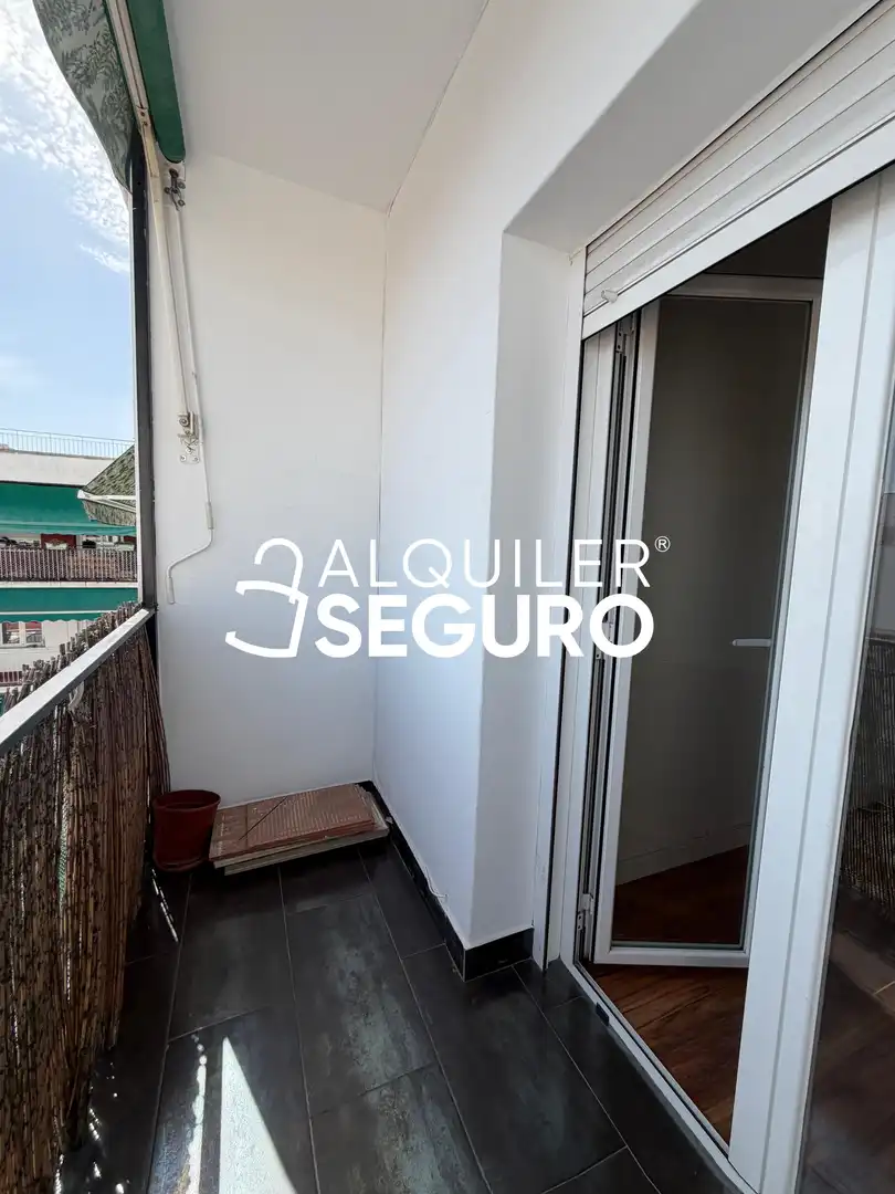 Schlafzimmer von Wohnung zur Miete in Madrid mit Klimaanlage, Heizung und Terrasse