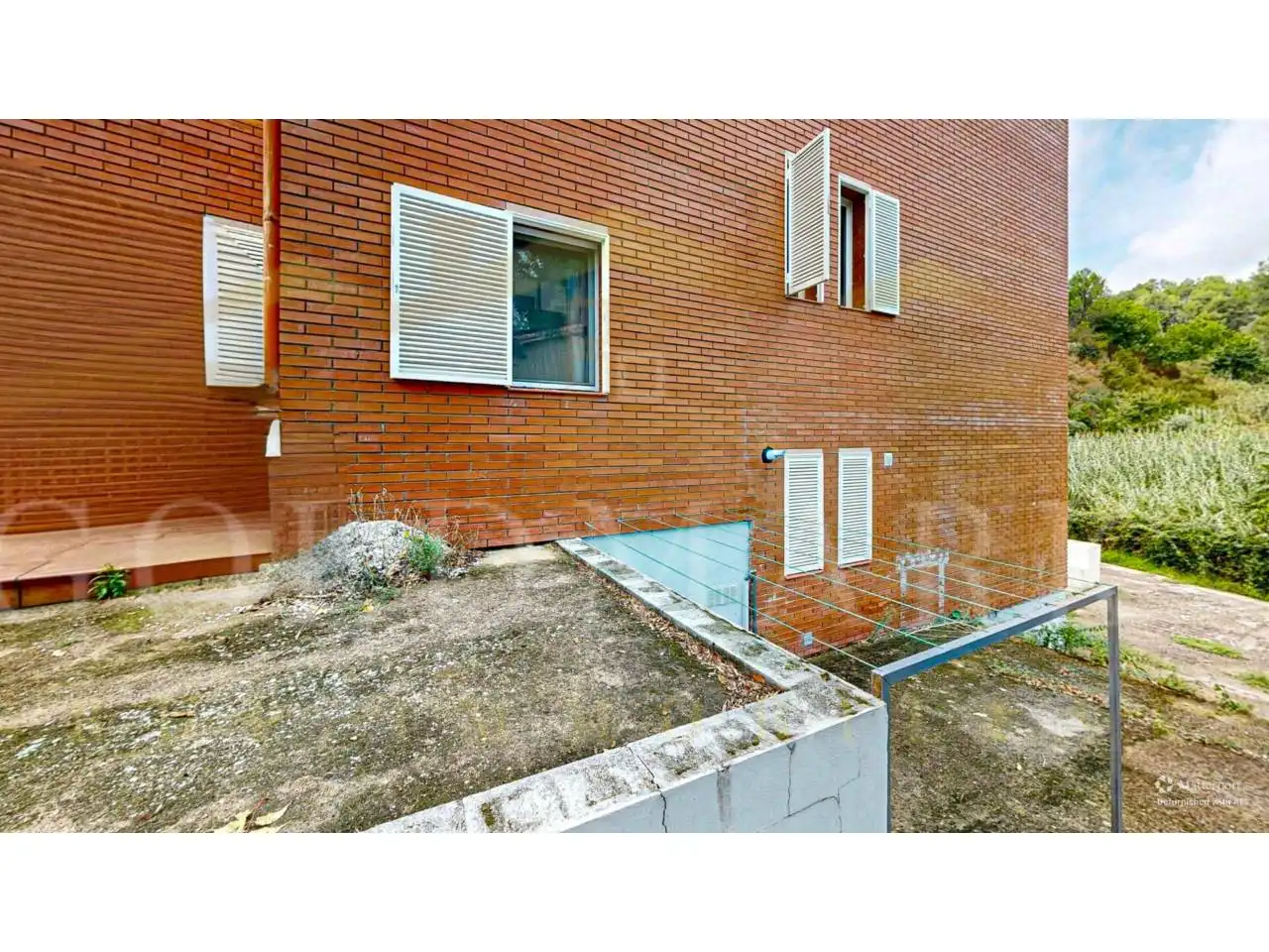 Vista exterior de Casa o xalet en venda en Corbera de Llobregat amb Aire condicionat, Calefacció i Jardí privat