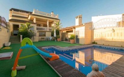 Swimming pool of House or chalet for sale in Catral  with Swimming Pool