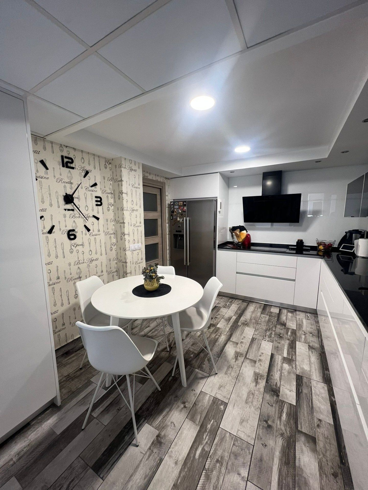 Kitchen of Flat for sale in Monzón  with Air Conditioner, Heating and Furnished