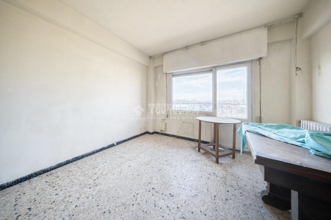 Flat for sale in Delicias