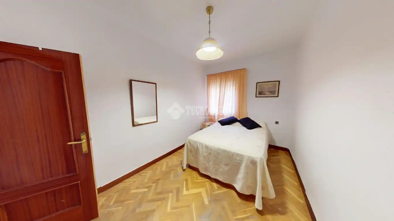 Flat with lift for sale in C. de Valderribas, imagen 11