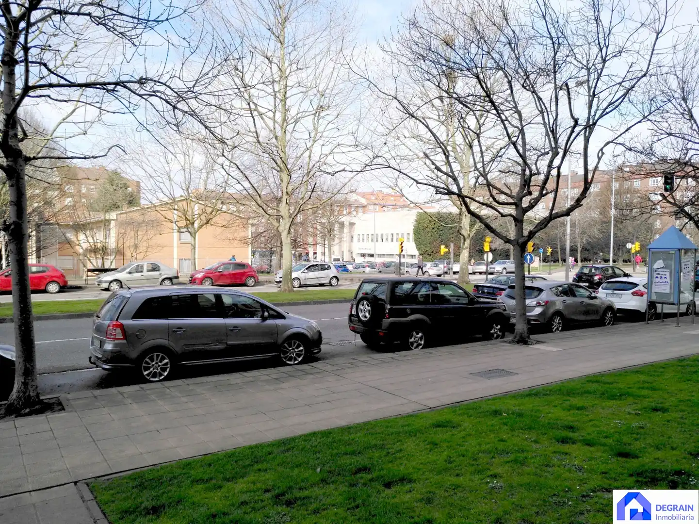 Parkplatz von Geschaftsraum zur Miete in Gijón 