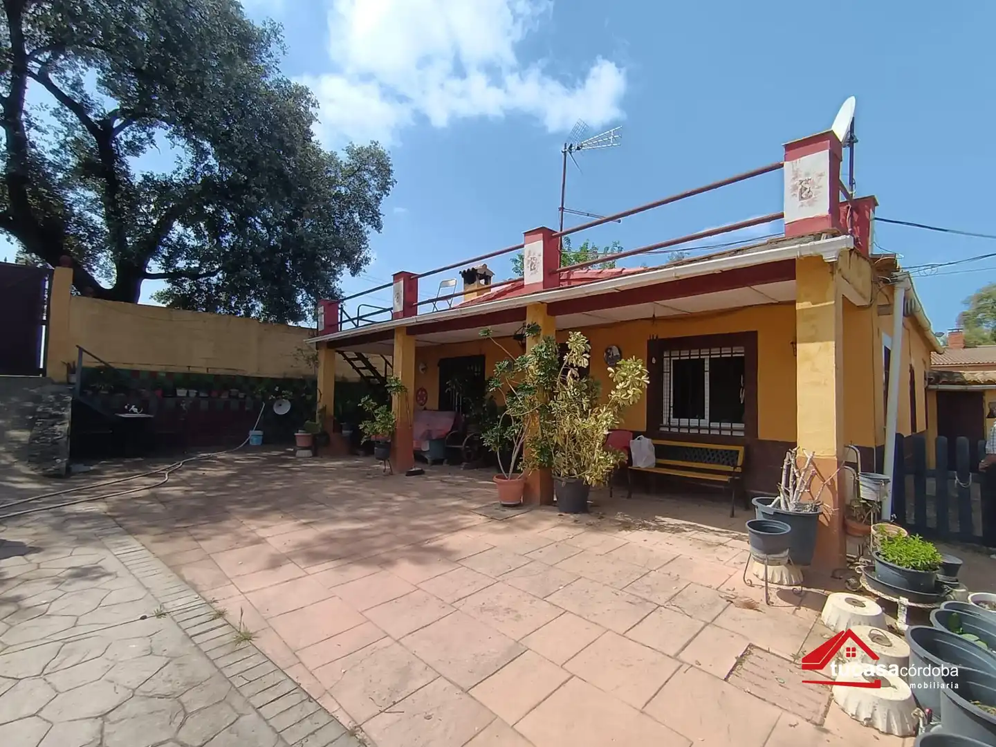 Exterior view of Houses for sale in  Córdoba Capital  with Storage room, Swimming Pool and Furnished