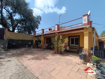 Casa amb piscina en venda a Periurbano Norte