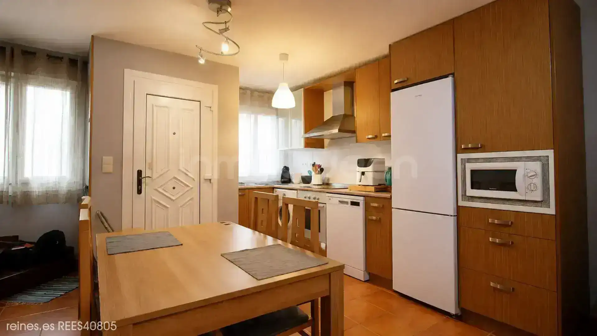 Kitchen of Detached homes for sale in Val de San Vicente   with Private garden, Terrace and Furnished