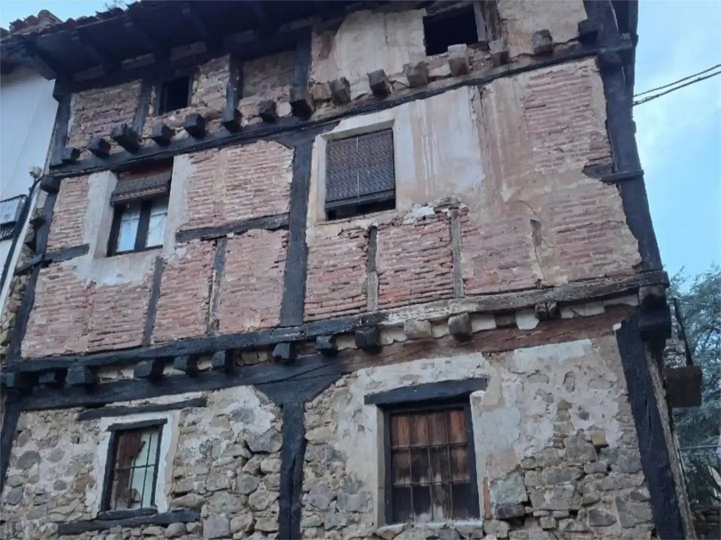 Vista exterior de Casa adosada en venda en Laguna de Cameros, La Rioja