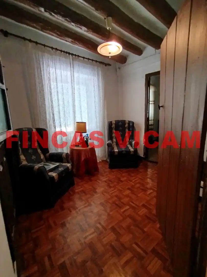 Detached homes for sale in Calle la Iglesia, Sangarrén