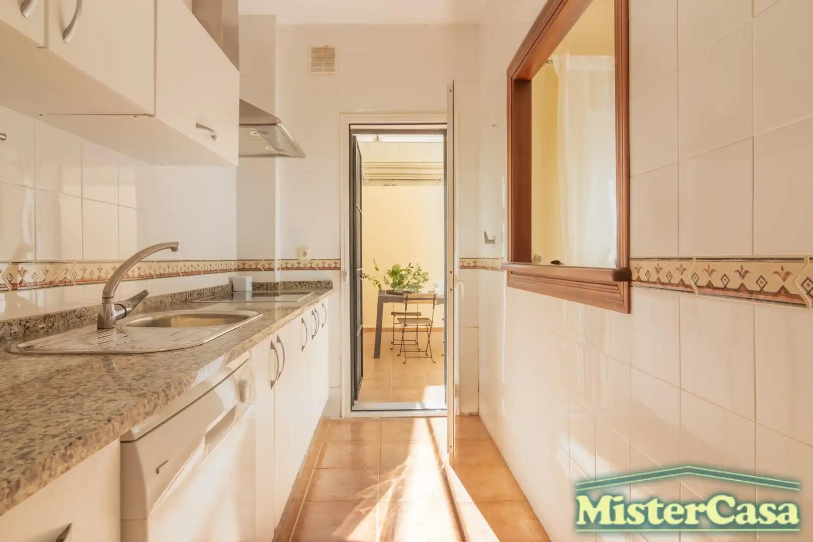 Cuina de Casa o xalet en venda en Chipiona amb Aire condicionat i Terrassa