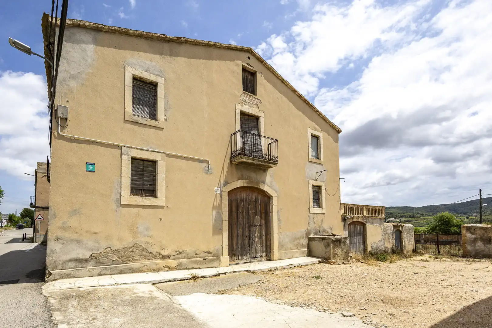 Exterior view of Houses for sale in Santa Margarida I Els Monjos  with Heating, Private garden and Terrace