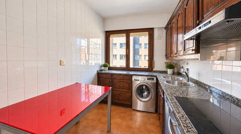 Foto 4 de Piso en venta en Santa Ana Kalea, Las Arenas, Getxo