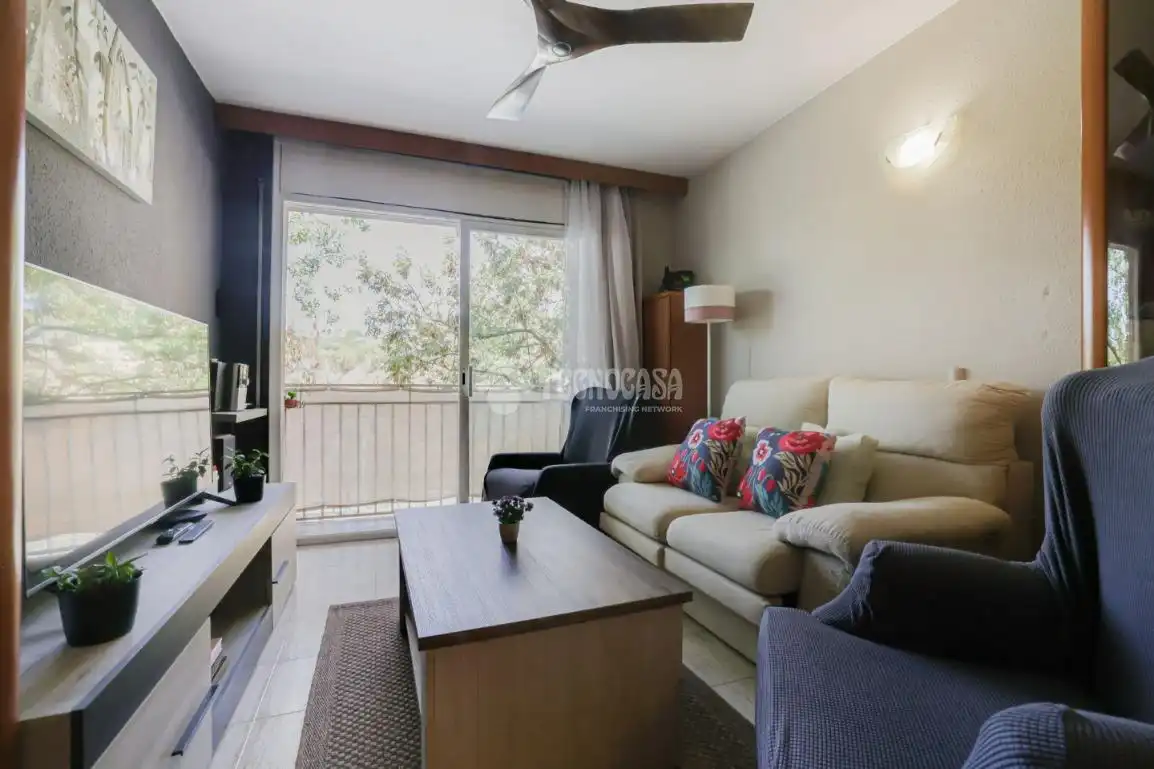 Flat with terrace for sale in Ponent, imagen 3