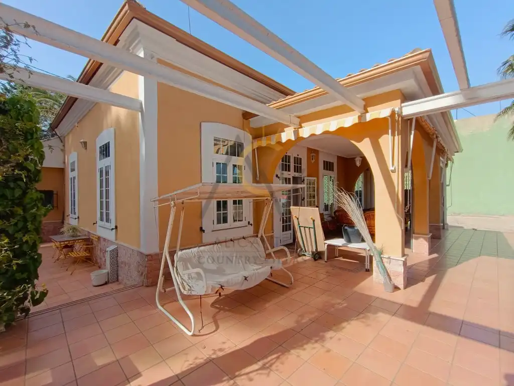 Villa avec jardin à vendre à Poligono 48 Paraje 163 Rabonis
