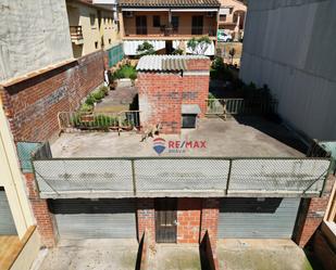 Exterior view of Residential for sale in La Bisbal d'Empordà