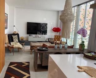 Sala d'estar de Pis de lloguer en Eivissa amb Aire condicionat, Calefacció i Terrassa
