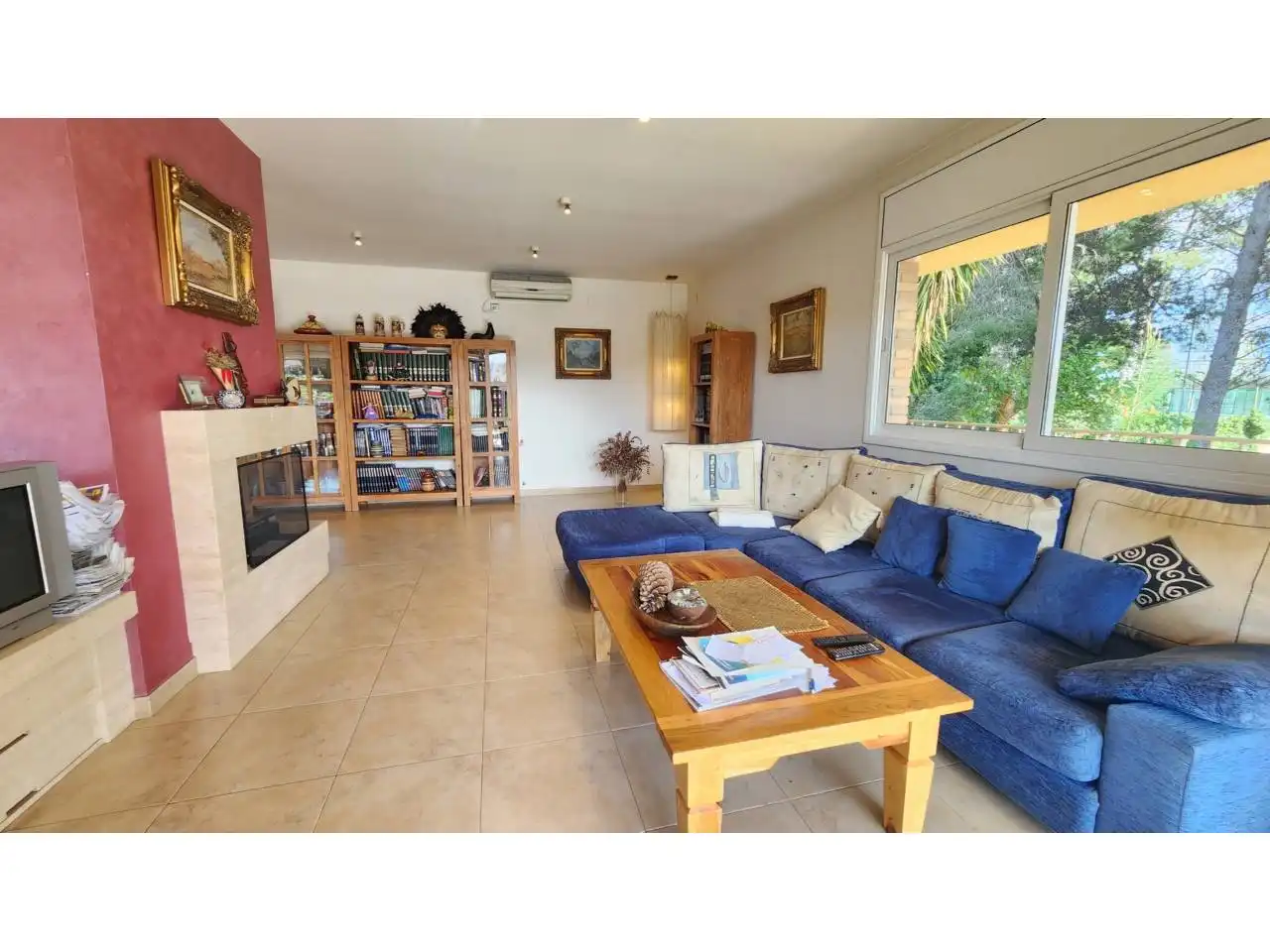 Living room of Houses for sale in Sabadell  with Air Conditioner, Heating and Private garden