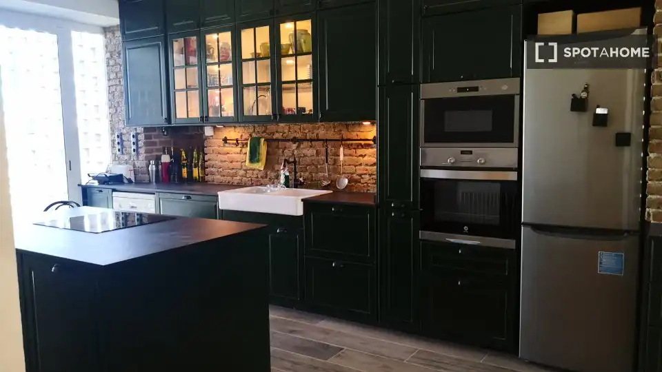 Kitchen of Flat for share in Barcelona  with Air Conditioner, Heating and Furnished