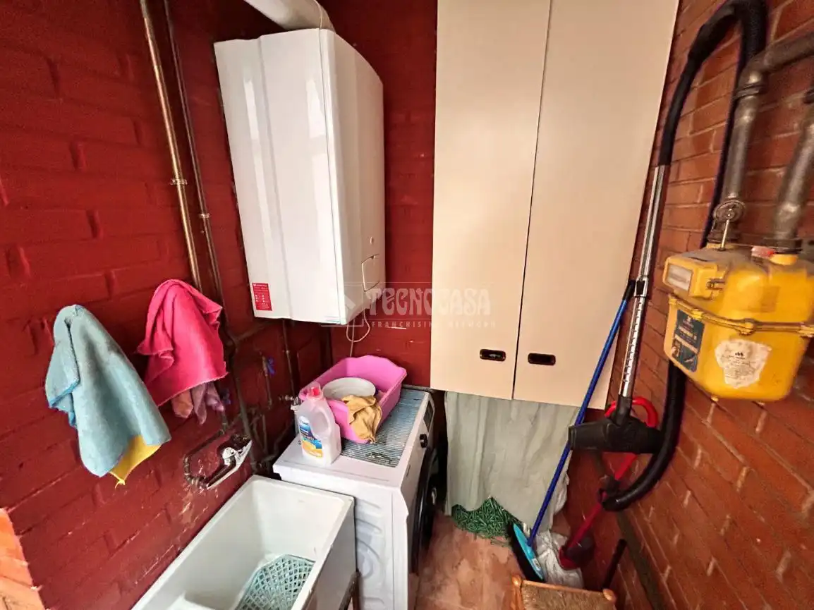 Flat for sale in Madrid  with Air Conditioner and Heating