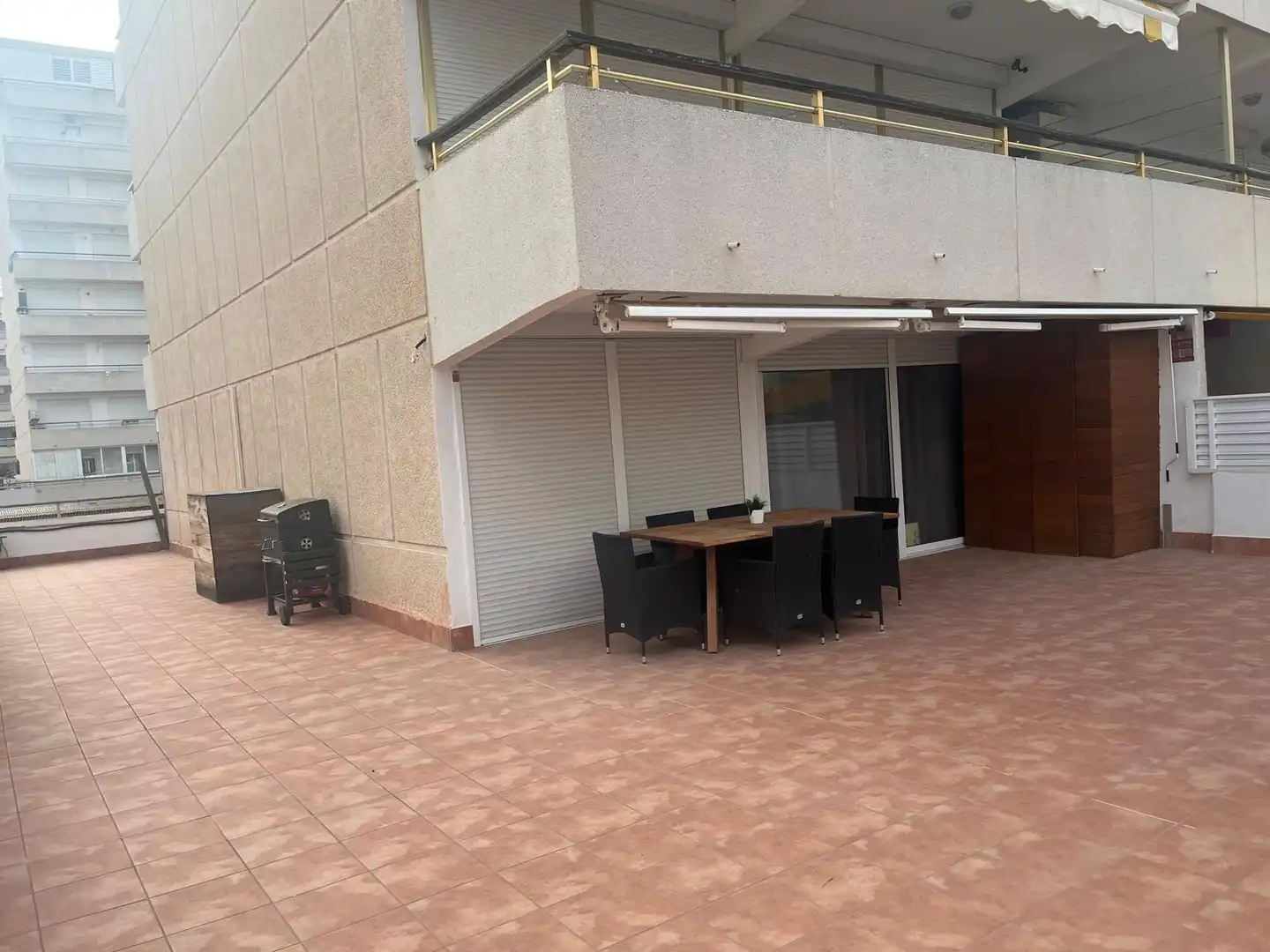 Terrasse von Erdgeschoss zum Verkauf in Calafell mit Klimaanlage, Parkett und Terrasse