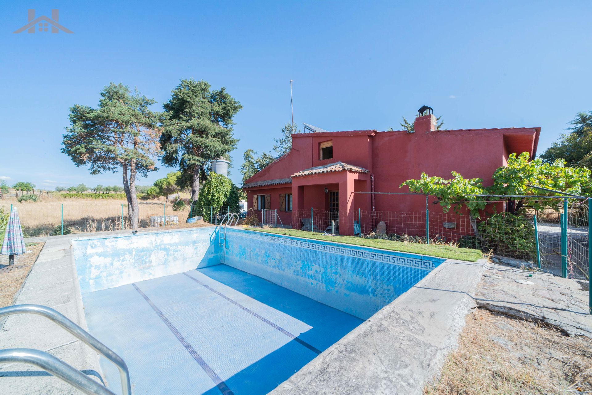 Piscina de Finca rústica en venda en Brunete amb Jardí privat, Traster i Piscina