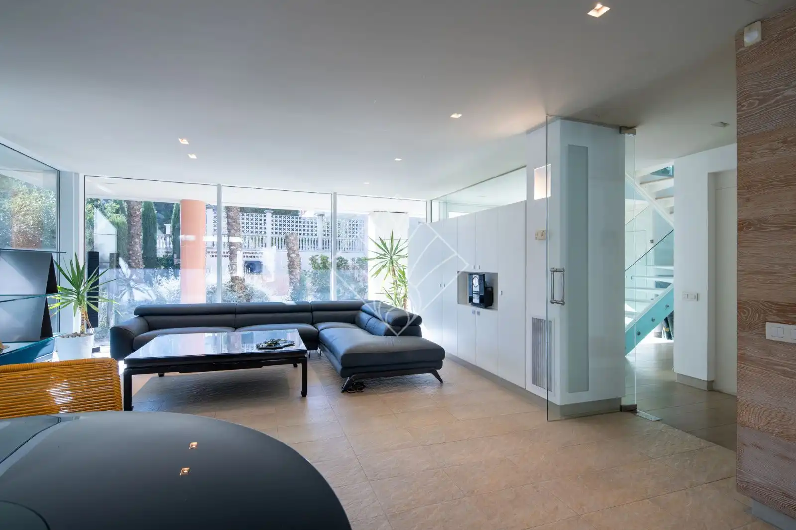 Living room of Houses for sale in Barcelona  with Air Conditioner, Heating and Terrace