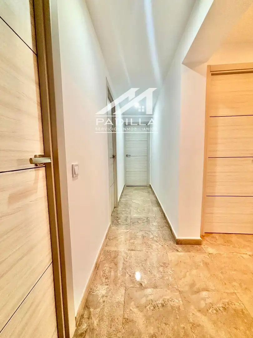Casa adosada en venta en El Viso de San Juan con Calefacción