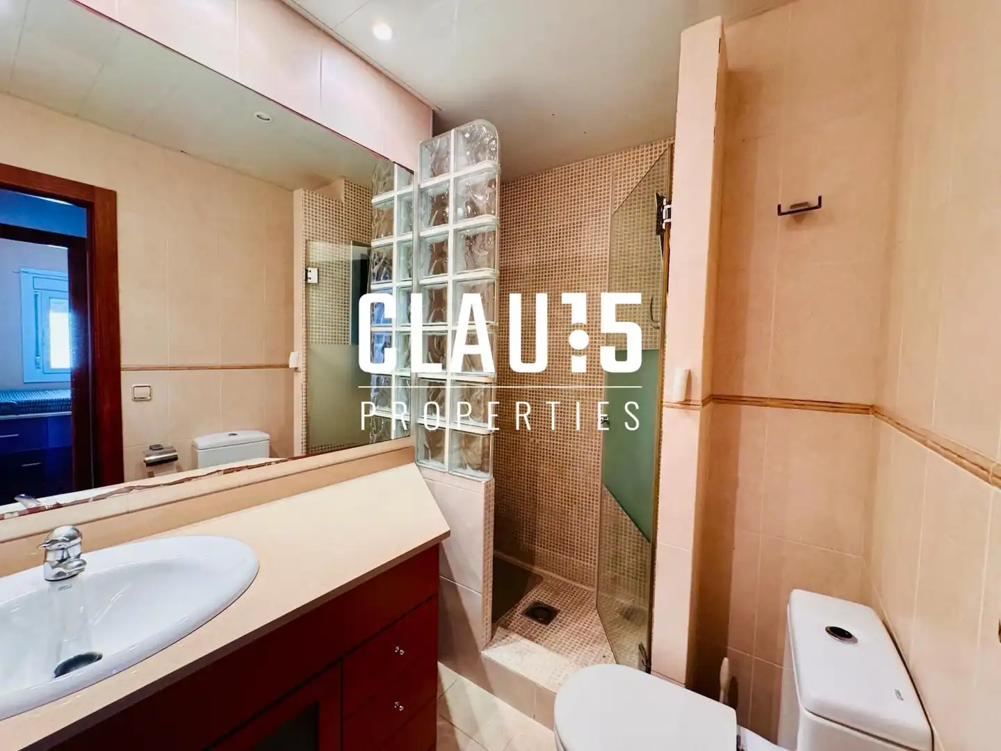 Baño de Piso en venta en Canet de Mar con Aire acondicionado y Balcón