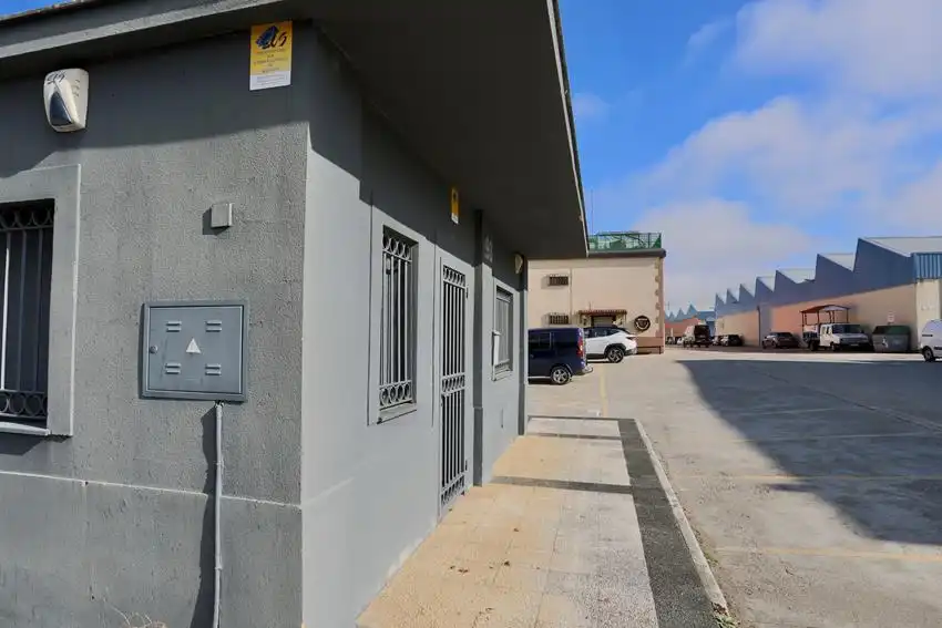 Vista exterior de Casa o chalet en venta en Vitoria - Gasteiz con Amueblado